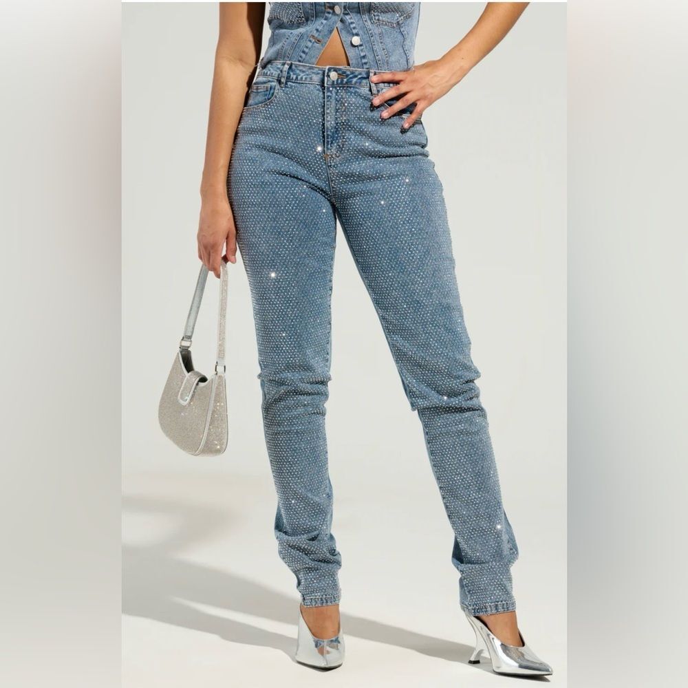 Akira Jolie Rhinestone Straight leg Jeans Size 30